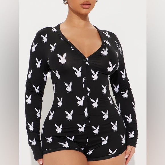 Playboy x Yandy Bunny Romper L/XL Black White Button FLAW - Picture 15 of 15